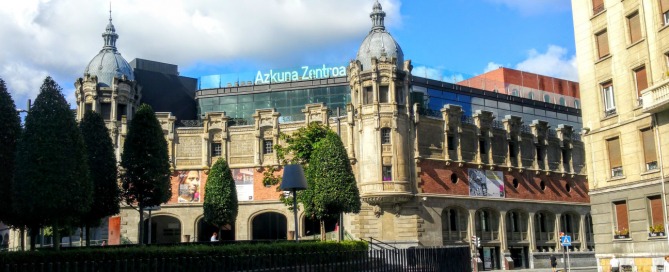 Azkuna Center Bilbao Vizcaya Aitor Delgado Tours