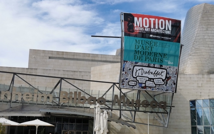 Exposición de automóviles  en el Museo Guggenheim de Bilbao - 2022